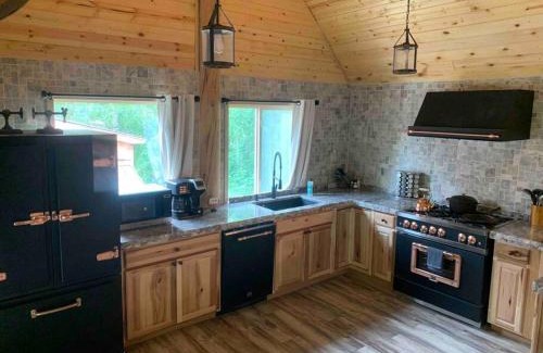 Talkeetna House | Brother Bear Lodge at Talkeetna