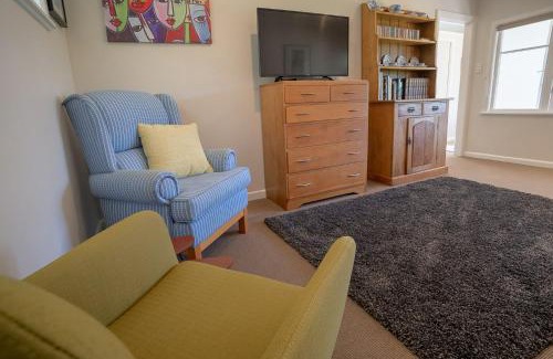 Nelson South House | Brougham Street B and B
