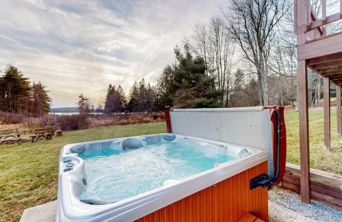 Swanton House | Brown Bear Lodge