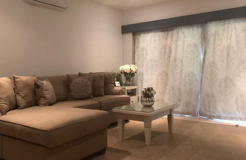 Hastings Apartment | Brownes Condominium 1