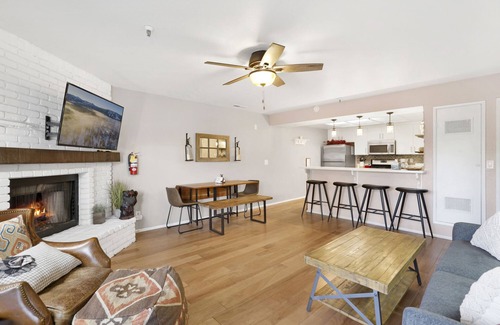 Big Bear Lake Condo | Brownie's Den Ski Resort Townhouse at Big Bear