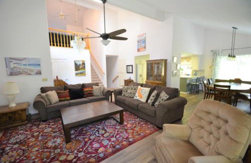 Bass Lake House | Brummett Lodge Reduced Nightly Rate