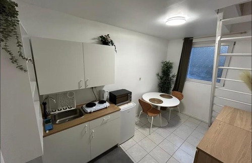 Sint-Jans-Molenbeek Apartment | Bruxelles Nid Douillet et Chaleureux