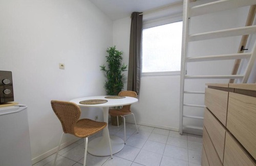 Sint-Jans-Molenbeek Apartment | Bruxelles Nid Douillet et Chaleureux