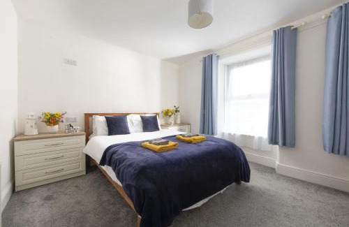 Longrock House | Bryher Cottage, Longrock