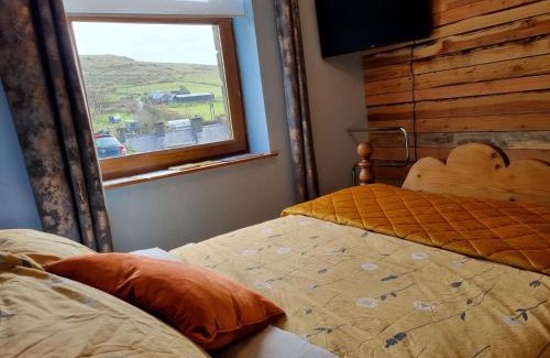 Llanaelhaearn House | Brynhyfryd