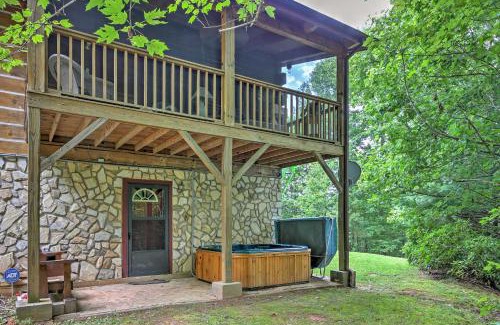 Bryson City House | Bryson City Cabin with Hot Tub, Views and Pool Table!