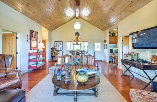 Whittier Apartment | Bryson City Condo with Spectacular Views and Amenities