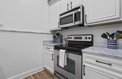 Bay St Louis Condo | BSL Dream Baycation - 2 blocks to Old Town!
