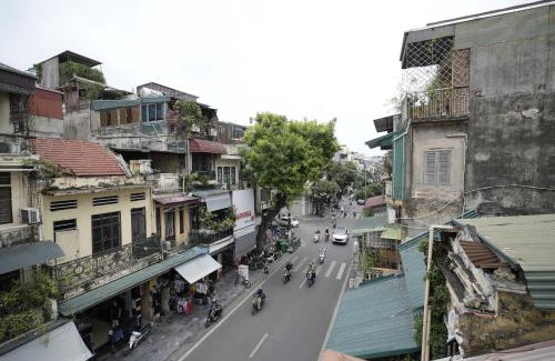 Hang Dao Apartment | Bu Hanoi Old Quarter