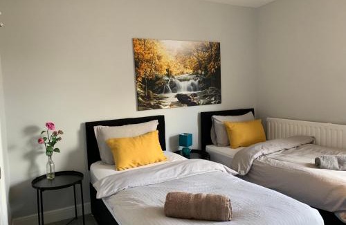 Kettering House | Buccleuch Apartment