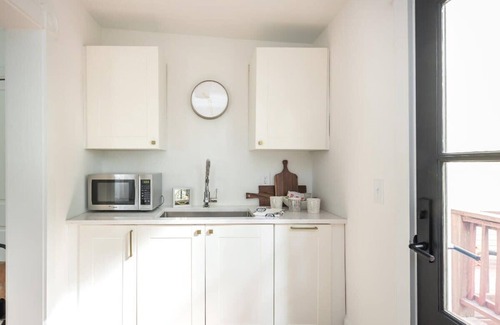 East Side Apartment | Buchanan by Minty Living