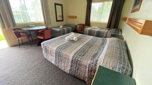 Gloucester Hotel | Bucketts Way Motel Gloucester