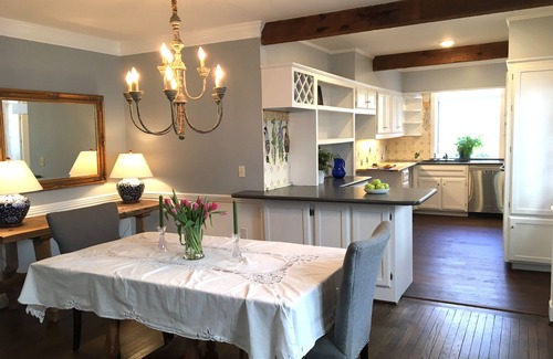 Buckhead House | Buckhead- Minutes from MBS & The Battery- Exclusive Neighborhood & Pet Friendly!
