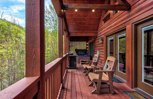 Chalet Village North Cabin | Buckhorn Cabin - a deer themed, two bedroom 2.5 bath luxury cabin.