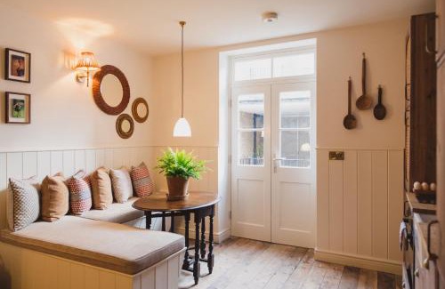 Broadstairs Apartment | Buckingham Mews Pebble Cottage 3