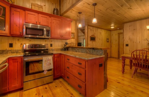 Cherry Log Cabin | Buckingham Palace by Escape to Blue Ridge