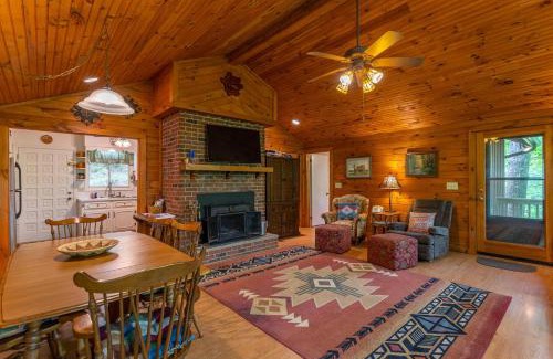 Todd House | Bucky's Hideaway