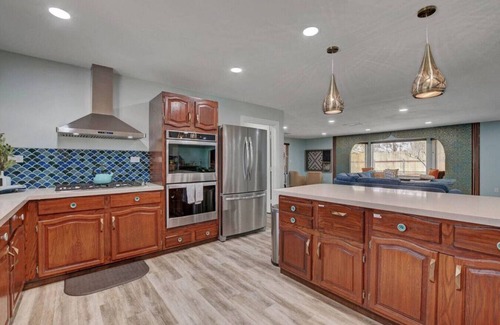 North Las Vegas Apartment | Buddha Mansion - Big Compound | Pool + Hot Tub + Sauna | Game Room|