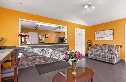 Orlinda Hotel | Budget Host Inn by Hotel O Portland near I-65