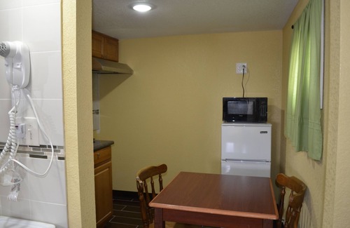 Harris Hill Hotel | Budget Inn Buffalo Airport