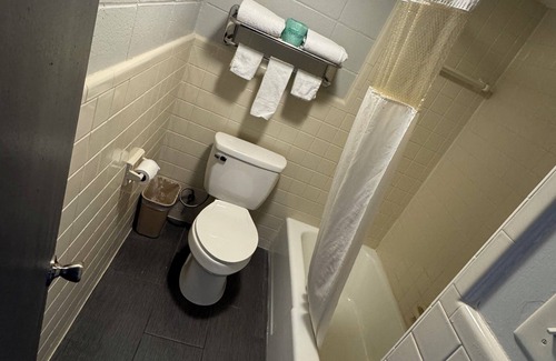 Carthage Hotel | Budget Inn Carthage