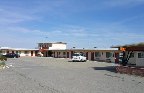 Mojave Hotel | Budget Inn Mojave