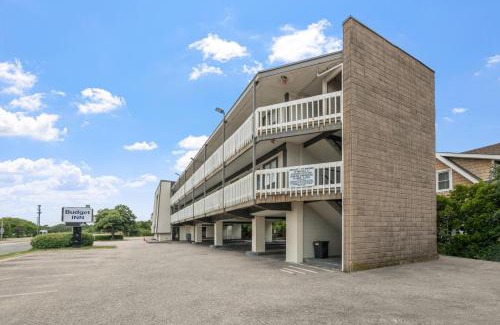 Willoughby Spit Hotel | Budget Inn-Norfolk, VA - Oceanview