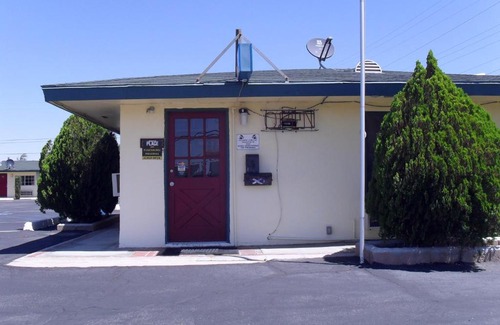 Boron Hotel | Budget Inn of Boron