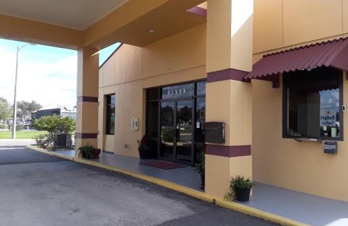 Mount Dora Hotel | Budget Lodge Mount Dora