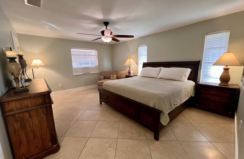 Imperial Golf Estates House | Budget & Pet Friendly 3/2 - Close to Everything