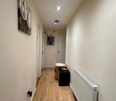 Fitzrovia House | Budget Small Room