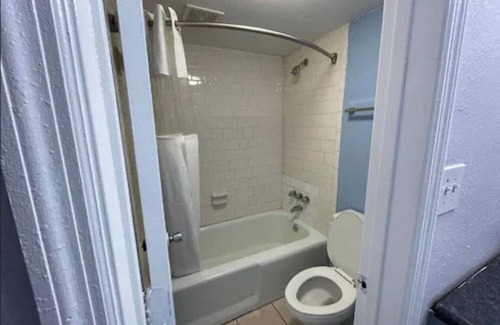 East Ridge Hotel | Budgetel Inn & Suites