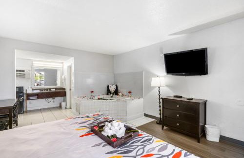 Augusta Hotel | Budgetel Inns & Suites Augusta Downtown 706-945-1238