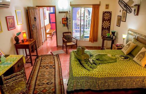 Barrio de Santiago Apartment | Budha by Majikal B&B