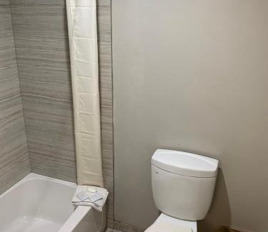 Northwest Anaheim Hotel | Buena Park Inn