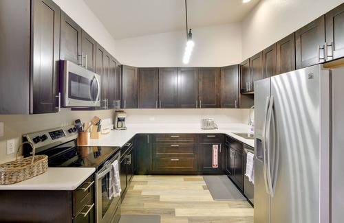 Buena Vista Condo | Buena Vista Condo ~ 11 Mi to Cottonwood Lake!