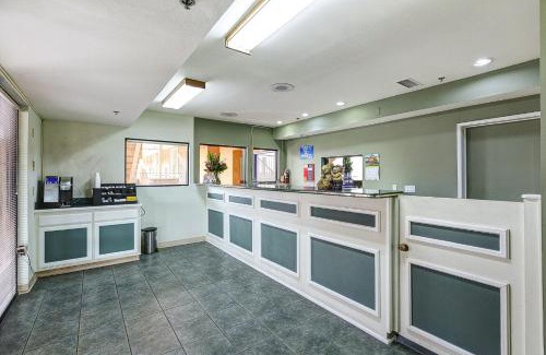 Northwest Anaheim Hotel | Buena Vista Inn