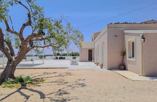 Noto Apartment | Bufalefi Dwellings - Lemon House