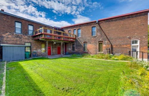 Buffalo Apartment | Buffalo Apartment with Balcony 1 Mi to Downtown!