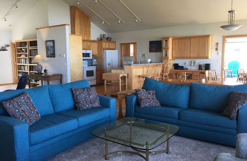 Yachats House | Built for fun! Crashing waves, hot tub and game room. Sleeps 8 adults.