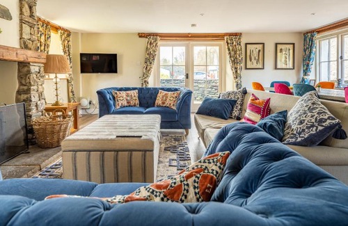 Graythwaite House | Bull Pen
