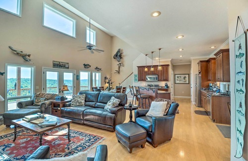 Bull Shoals House | Bull Shoals Retreat w/Panoramic River Views!