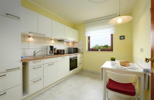 Laboe Apartment | Bullauge