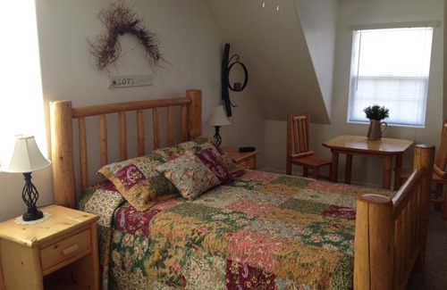 Tropic Bed & Breakfast | Bullberry inn Bed & Breakfast