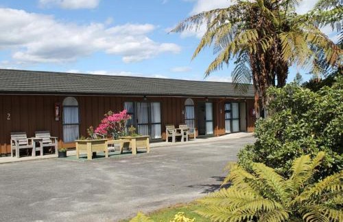 Westport Hotel | Buller Bridge Motel