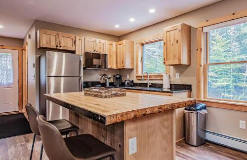 Greenwood Apartment | Bullwinkle’s Roost