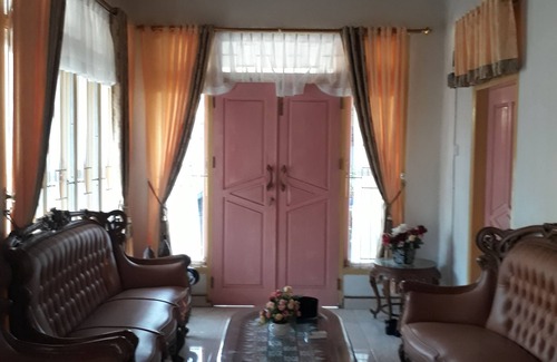 Painan House | Bumimihomestay