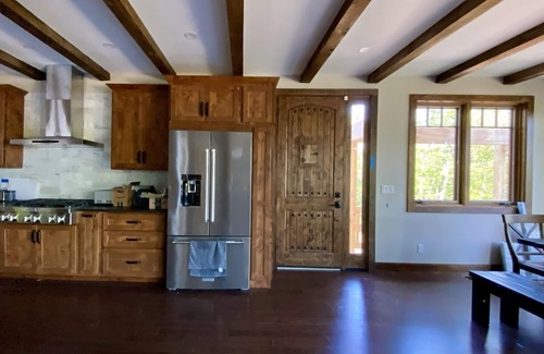 Windham House | Bump Mountain Retreat: Hot Tub, Sauna, Pool, Game Room, Piano & Panoramic Views