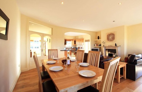 Dawros Cottage | Bun Cill Athat - secluded mountainside location overlooking Kenmare Bay & Area